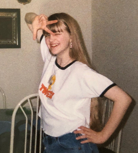 Xellis in 1998 making a Sailor Moon pose.